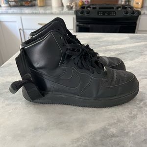 Men’s Nike Air Force One’s high top